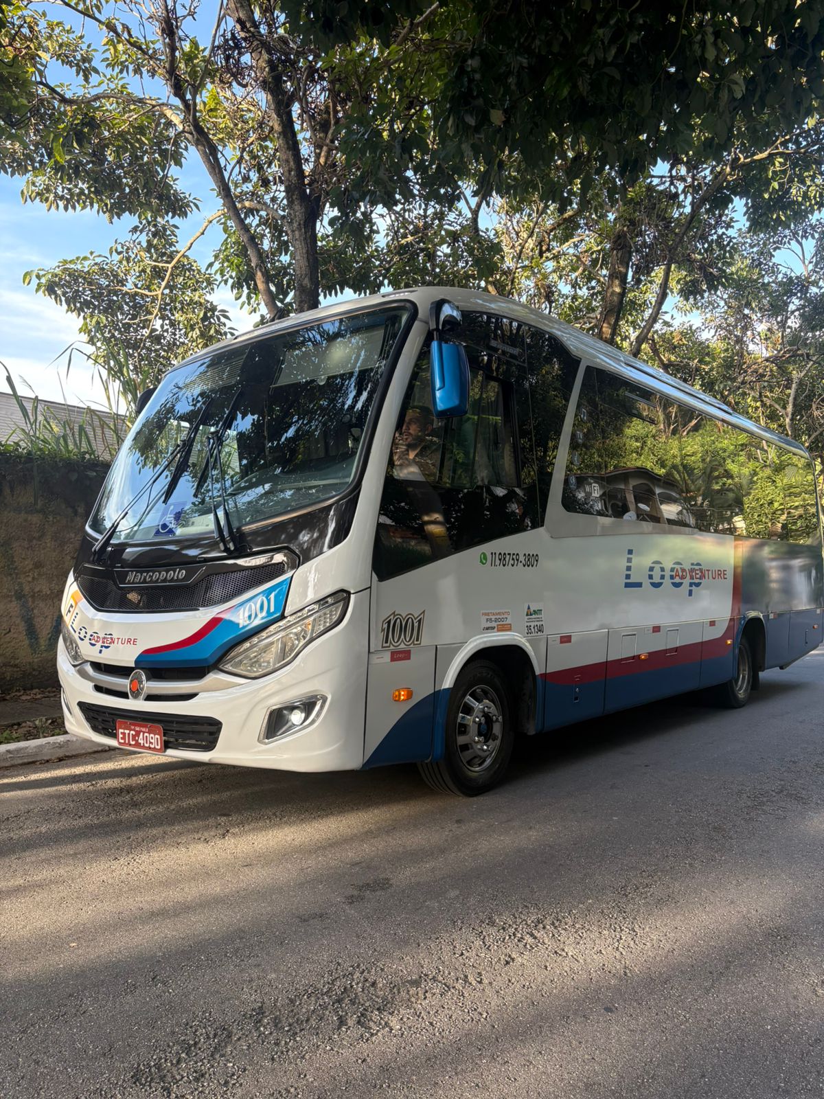 Micro-&ocirc;nibus Loop Adventure